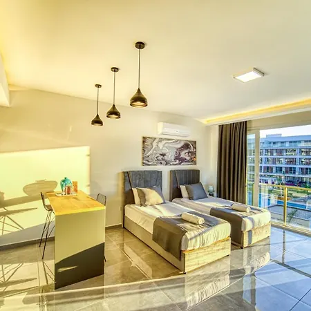 Longbeach Luxury Apartment
