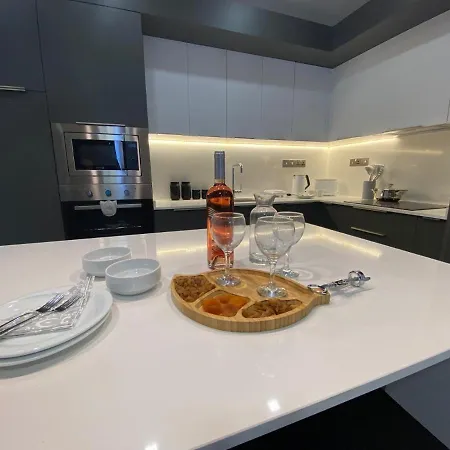 Longbeach Luxury شقة *